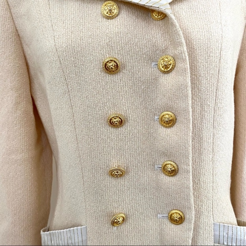 VINTAGE ALBERT NIPON BLAZER
JACKET STRUCTURED IVORY CREAM BEIGE WOOL BLEND SZ 4 - Picture 2 of 14